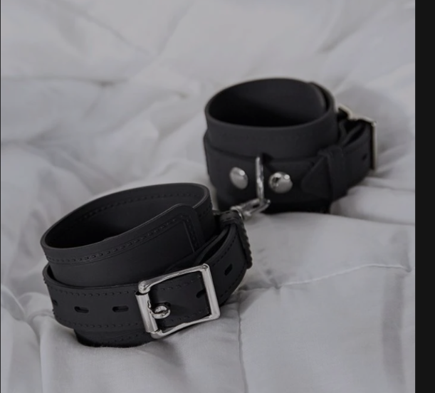 Onyx Handcuffs